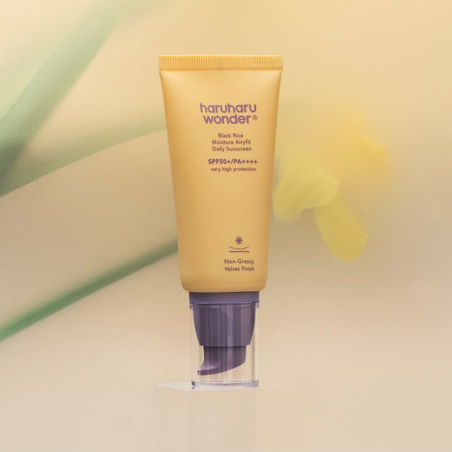 Black Rice Moisture Airyfit Daily Sunscreen SPF50+ PA++++-HARUHARU WONDER-HBYTALA