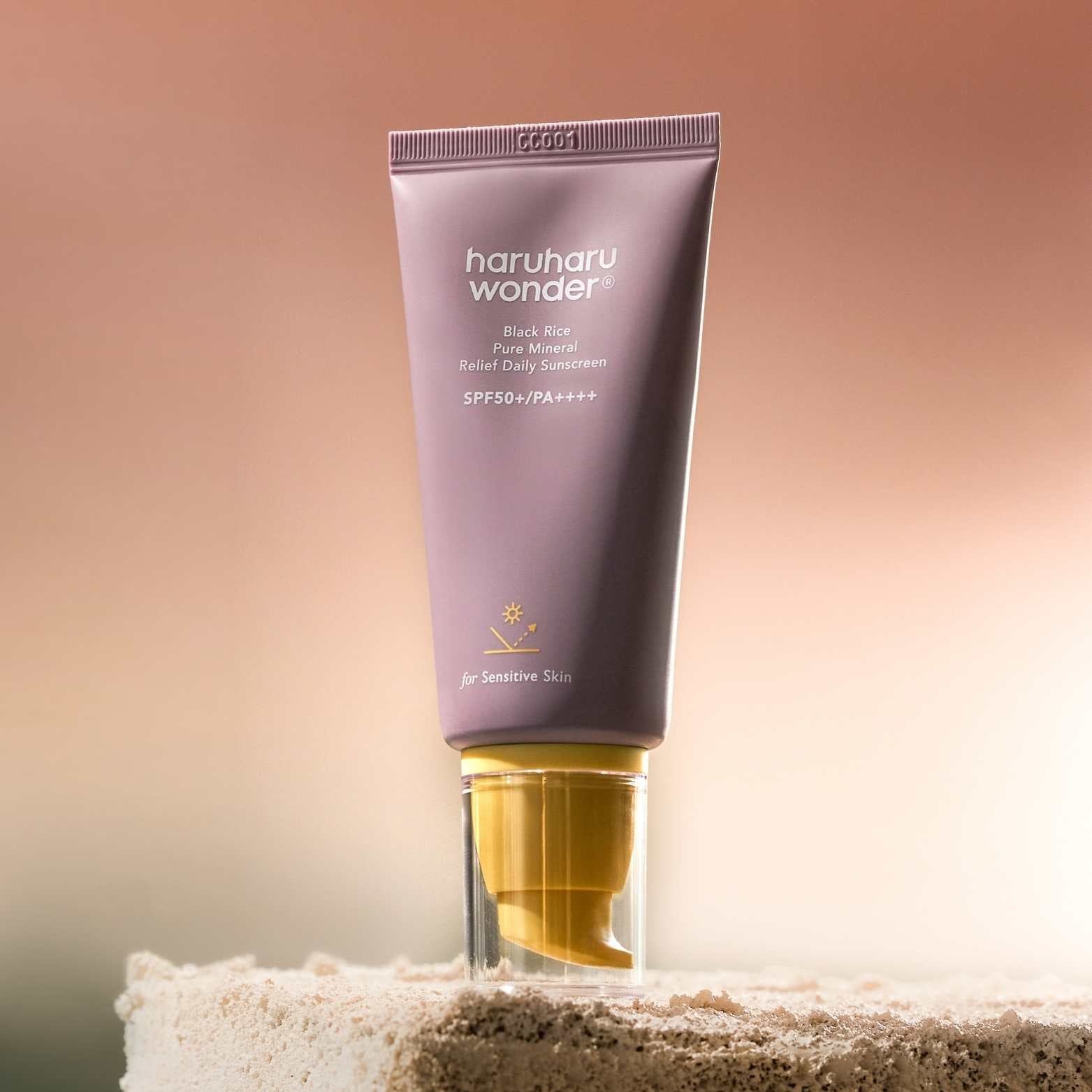 Black Rice Pure Mineral Relief Daily Sunscreen SPF50+ PA++++-HARUHARU WONDER-HBYTALA