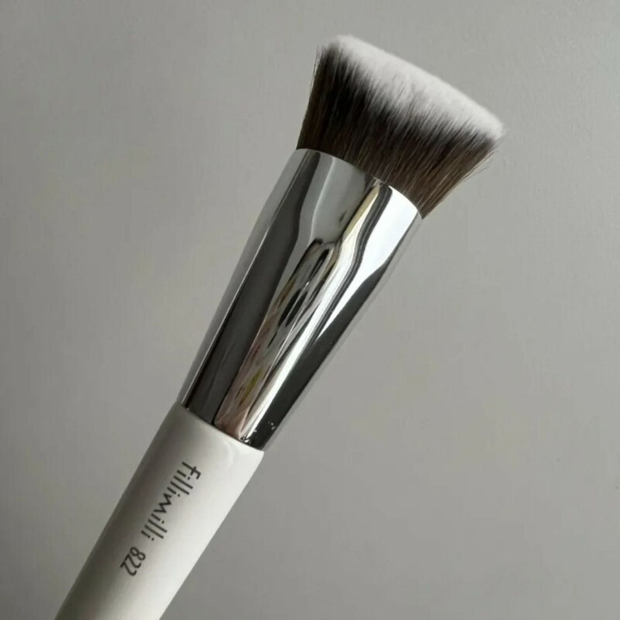 V Cut Foundation Blush 822-FILLIMILLI-HBYTALA