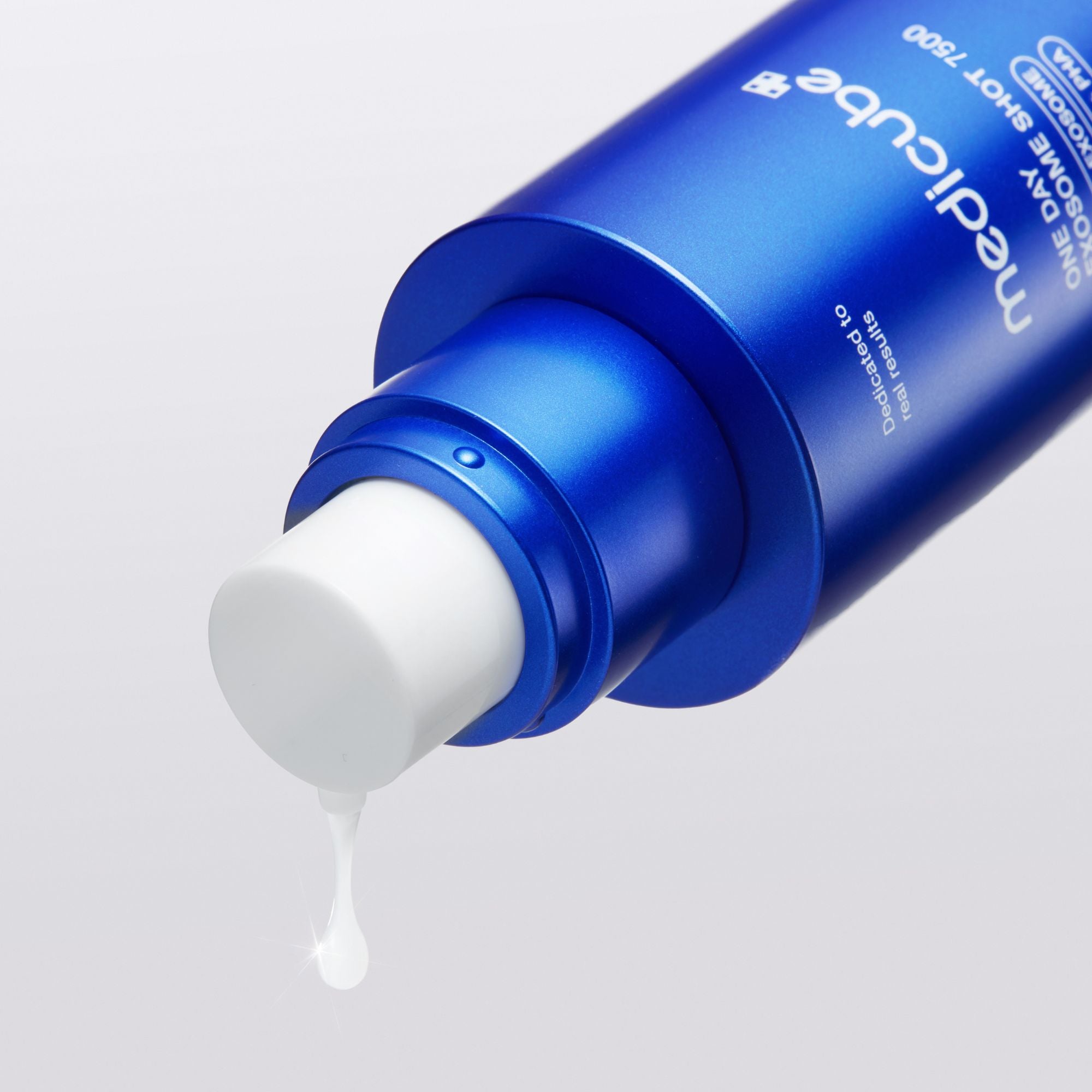 Zero One Day Exosome Pore Serum 7500 30 ML-MEDICUBE-HBYTALA